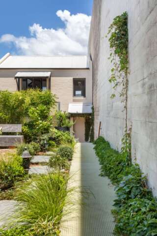 ZZ Top House | Design: CplusC Architectural Workshop | Image: Murray Fredericks | Michael Lassman ZZ Top House | Design: CplusC Architectural Workshop | Image: Murray Fredericks | Michael Lassman | Builtworks.com.au