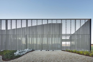 AGT Southern Crop Breeding Centre | Design: Ashley Halliday Architects | Image: Sam Noonan | Builtworks.com.au