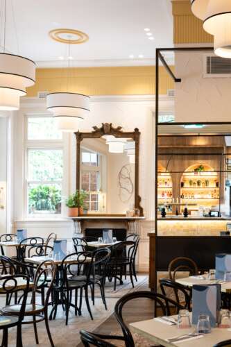 Alala’s at The Oaks 